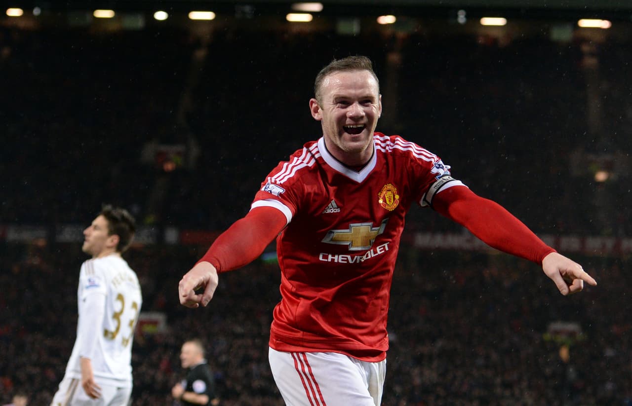 Manchester United 2-1 Swansea: Rooney y Martial cortan la mala racha del United