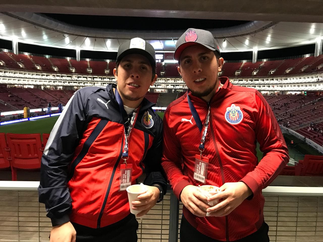 El color del partido entre Chivas y Veracruz para cerrar la actividad en el torneo Apertura 2019 por parte de ambos clubes.
