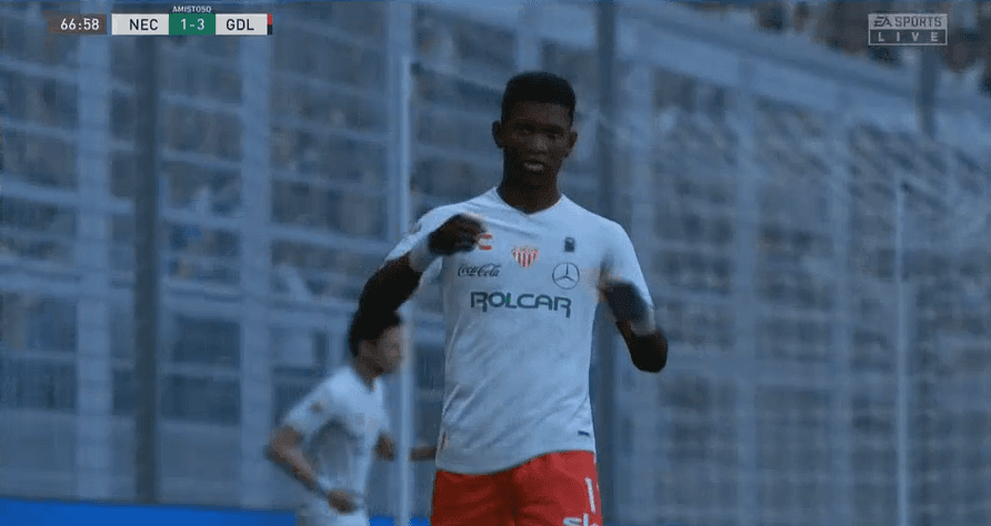 Las Chivas del 'Nene' Beltrán golean al Necaxa, de Carlos Guzmán, 1-5 y están para pelear el torneo virtual de la eLiga MX.