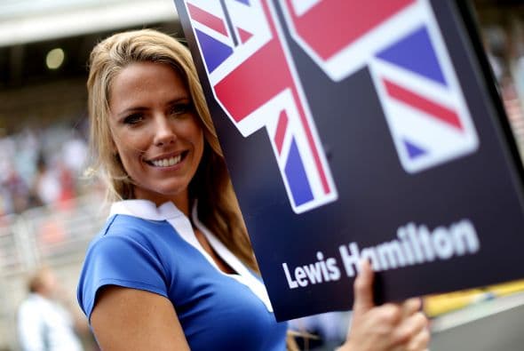 La carrera de autos más importante del mundo, debe tener a las mujeres más hermosas de todo el planeta. Te presentamos este collage de diosas de la F1.