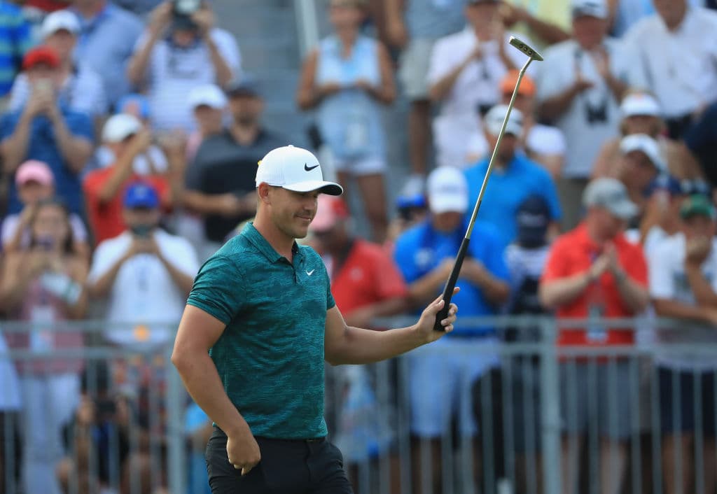 Pero para desgracia suya enfrente tenía a un inspirado Brooks Koepka, el nativo de Júpiter, Florida quien ya se había embolsado este año el US Open. Y no parecía tener saciedad el golfista de 28 años.