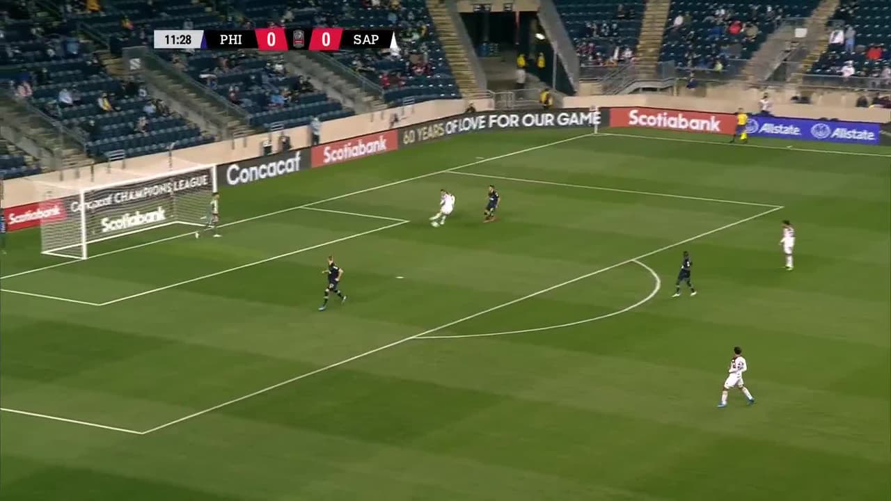 ¡TIRO ATAJADO! disparo por Jakob Glesnes.