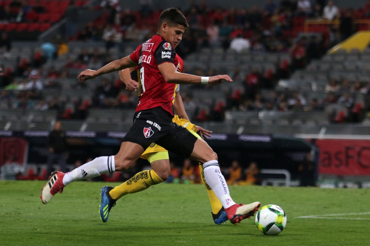 Y cuando el juego agonizaba y parecía que no iba a haber mayores sobresaltos, los Rojinegros dieron esperanzas a los suyos en la recta final.