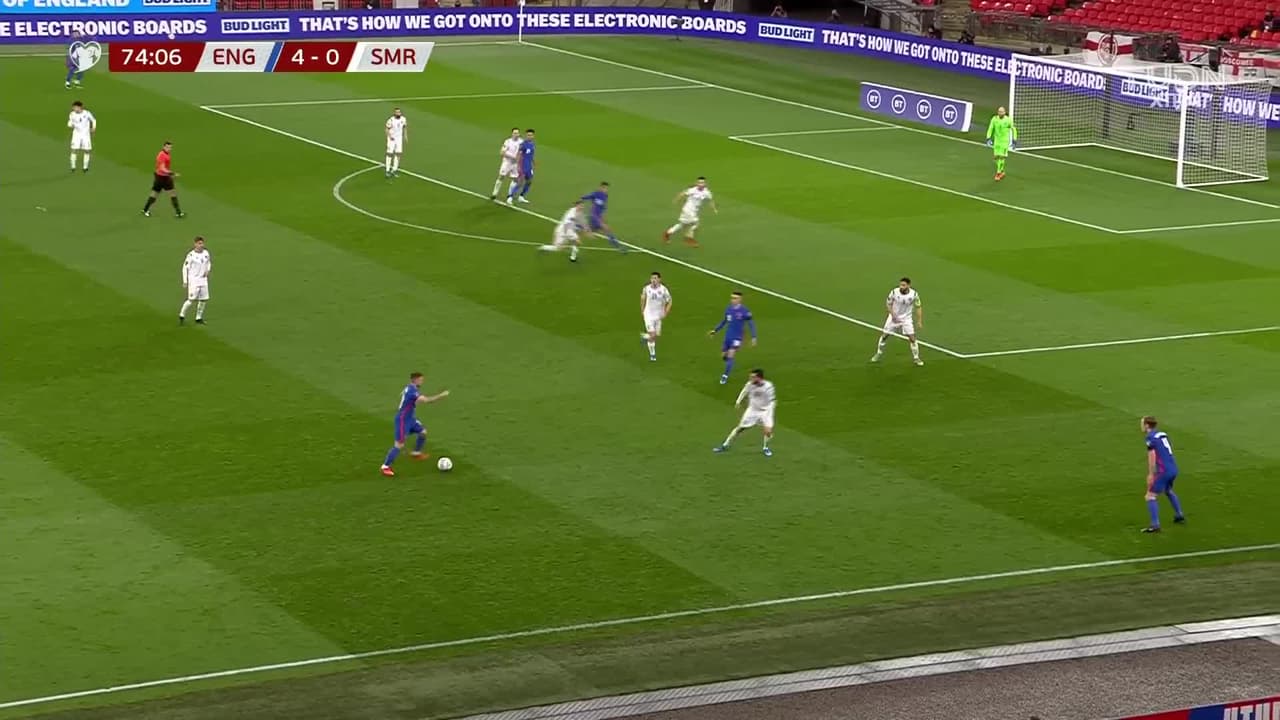 ¡TIRO ATAJADO! disparo por Arijan Ademi.