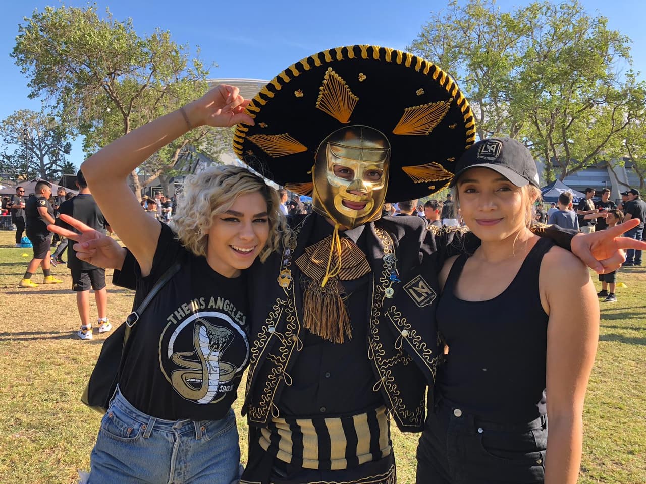 Inspirados por el mexicano Carlos Vela, así viven los fanáticos de Los Angeles FC los instantes previos al juego contra FC Cincinnati en la semana 7 de la MLS.