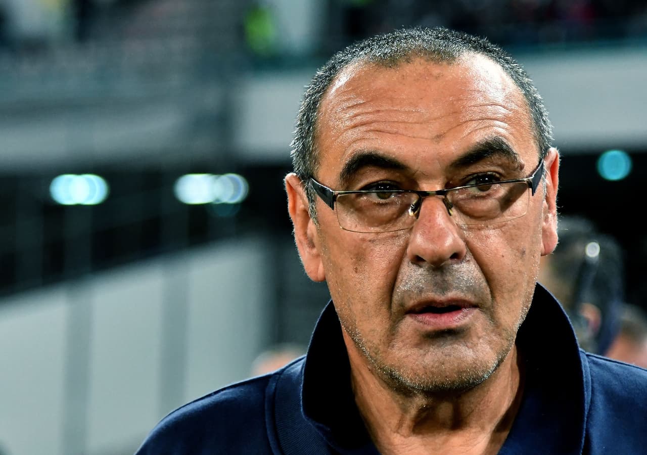 Y es que el técnico de Nápoles, Mauricio Sarri, tiene su tiempo contado en este equipo, pues Arsenal y más clubes de la Premier League están muy interesados en sus servicios.