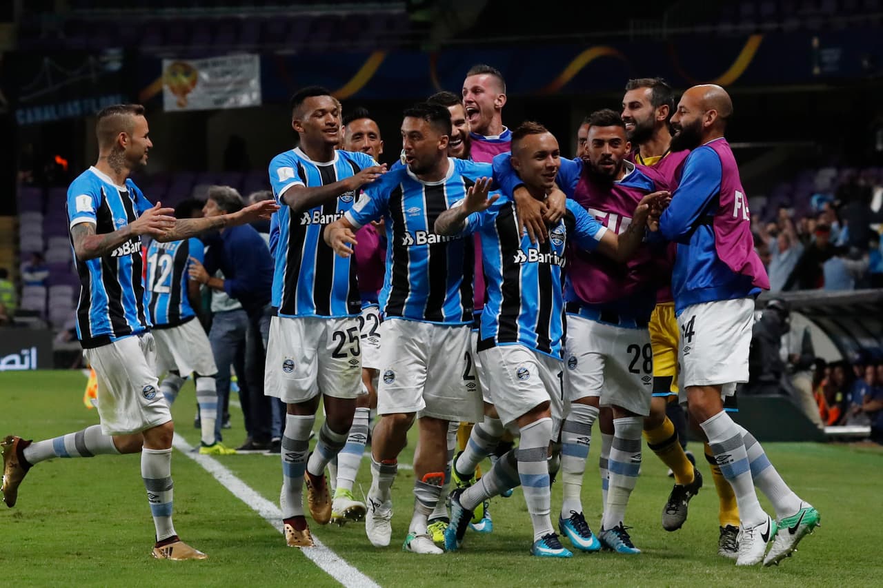 Un solitario gol de Everton bastó para acabar con el sueño del Pachuca en el Mundial de Clubes. Pese a esto, los Tuzos tienen la oportunidad de superar su mejor participación, un cuarto lugar.