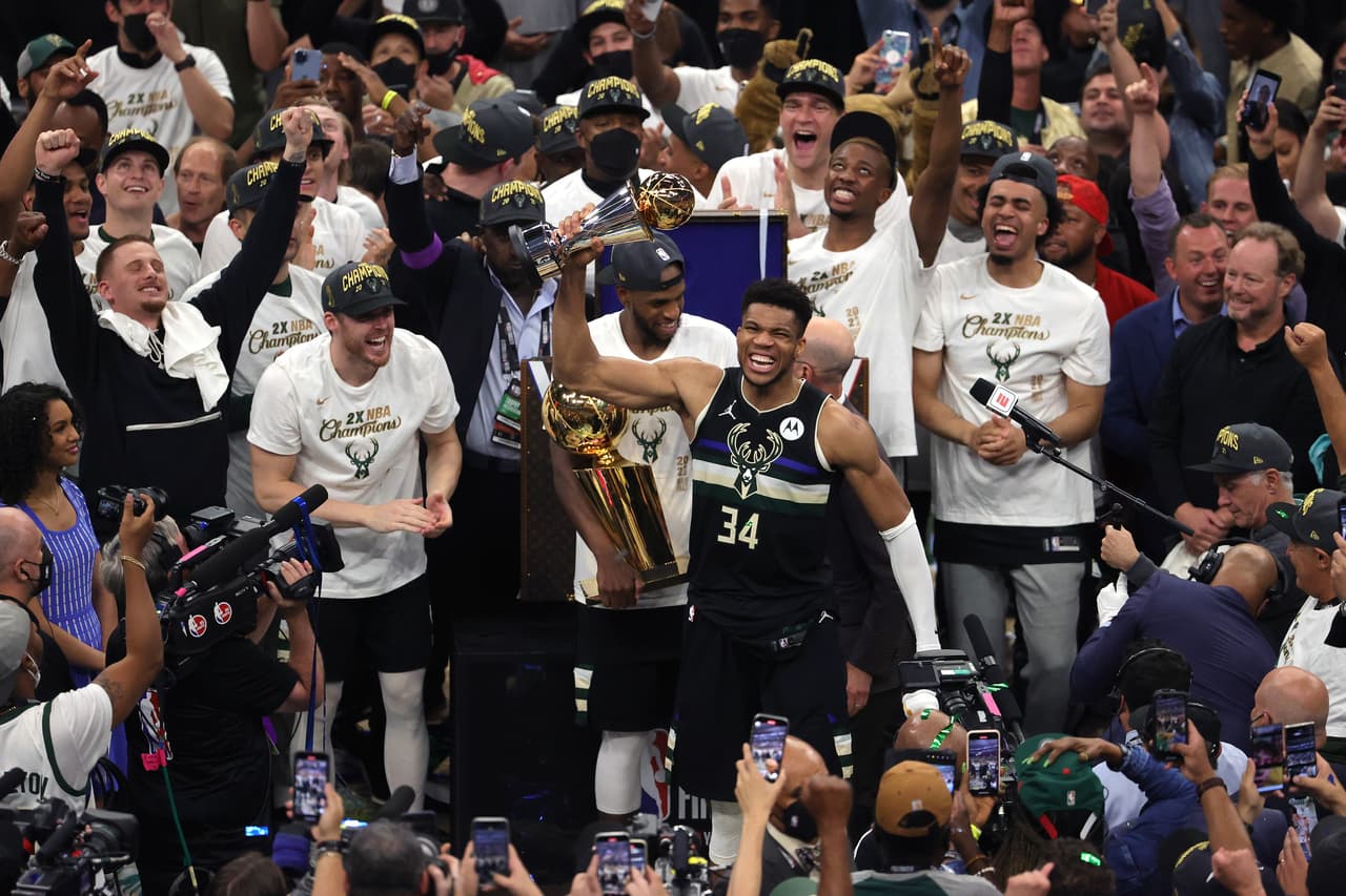 Los Bucks se proclaman campeones de la NBA tras derrotar a los Suns