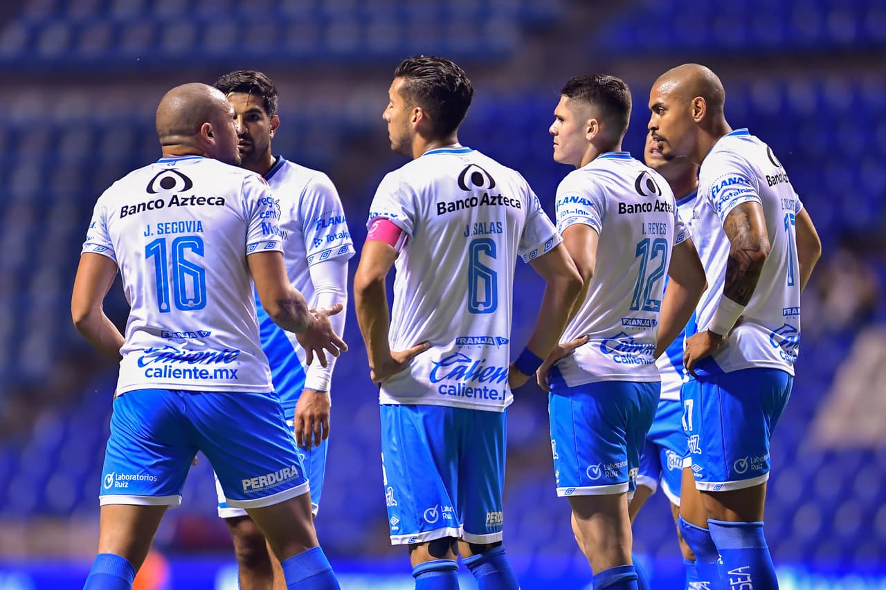 Puebla ajustó para la segunda mitad y se manifestó con peligro en un par de ocasiones durante los primeros minutos.