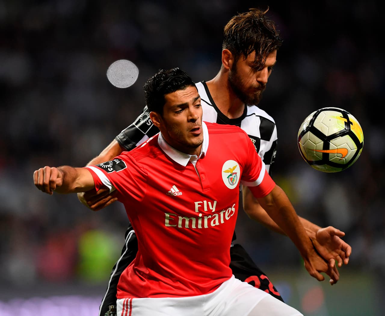 (Liga NOS) Marítimo Vs. Benfica / Domingo 1º de octubre - 4:30 p.m.ET/3:30 p.m.CT/12:30 p.m.PT: Raúl Jiménez sigue sin ser titular en la liga de Portugal, aunque en Champions ya lo fue en un partido. El equipo del mexicano es tercero con 16 puntos y quiere recortar distancias con Sporting y Porto.