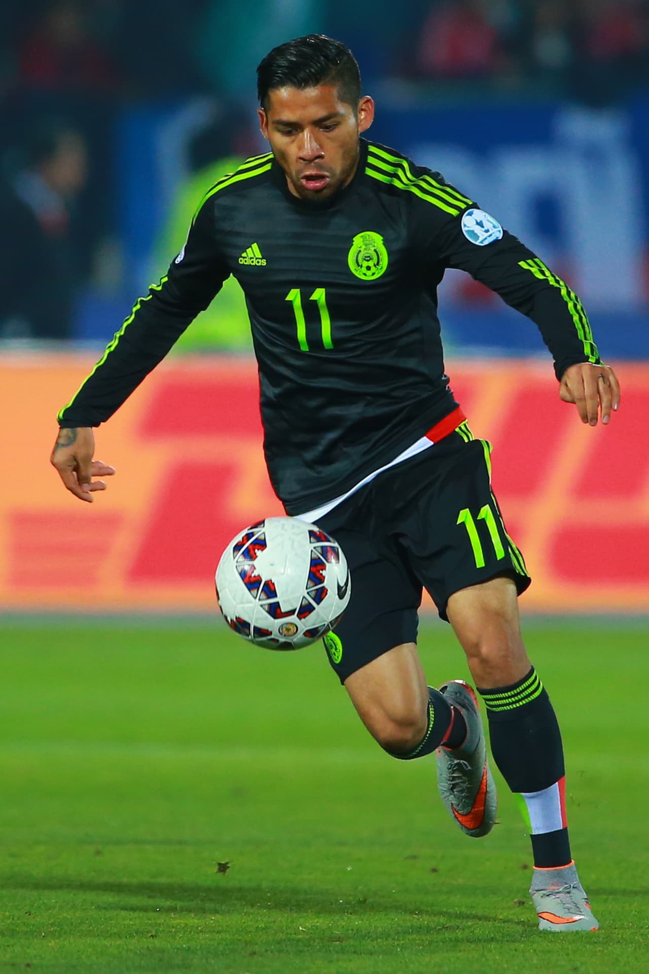 11.- Javier Aquino - El volante tuvo poco tiempo para mostrarse y en la mayoría de las ocasiones que tuvo el balón no dio grandes desbordes y se terminó ahogando por la banda. Calificación: 6.