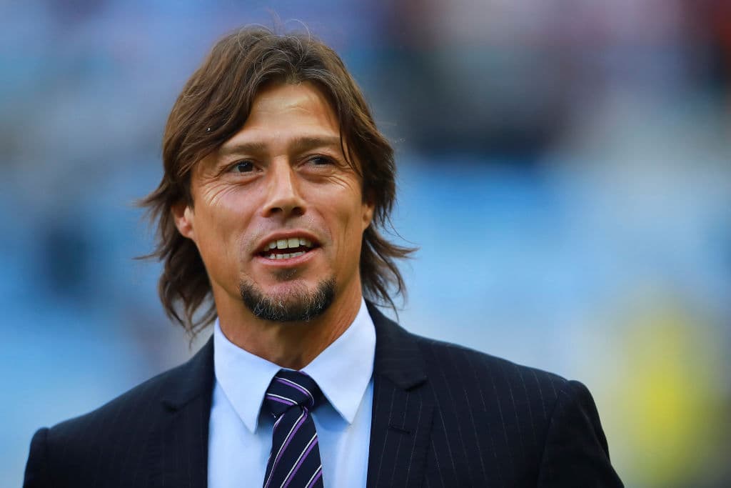 PACHUCA, MEXICO - SEPTEMBER 09: Matias Almeyda coach of Chivas smiles prior the 8th round match between Pachuca and Chivas as part of the Torneo Apertura 2017 Liga MX at Hidalgo Stadium on September 09, 2017 in Pachuca, Mexico. (Photo by Hector Vivas/Getty Images)