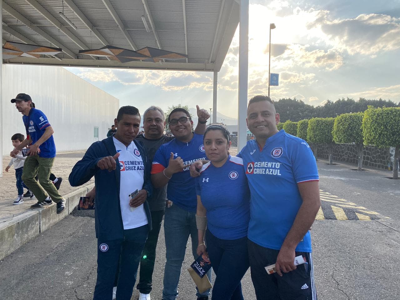 El color del partido entre la Máquina de Cruz Azul y los Rojinegros del Atlas.