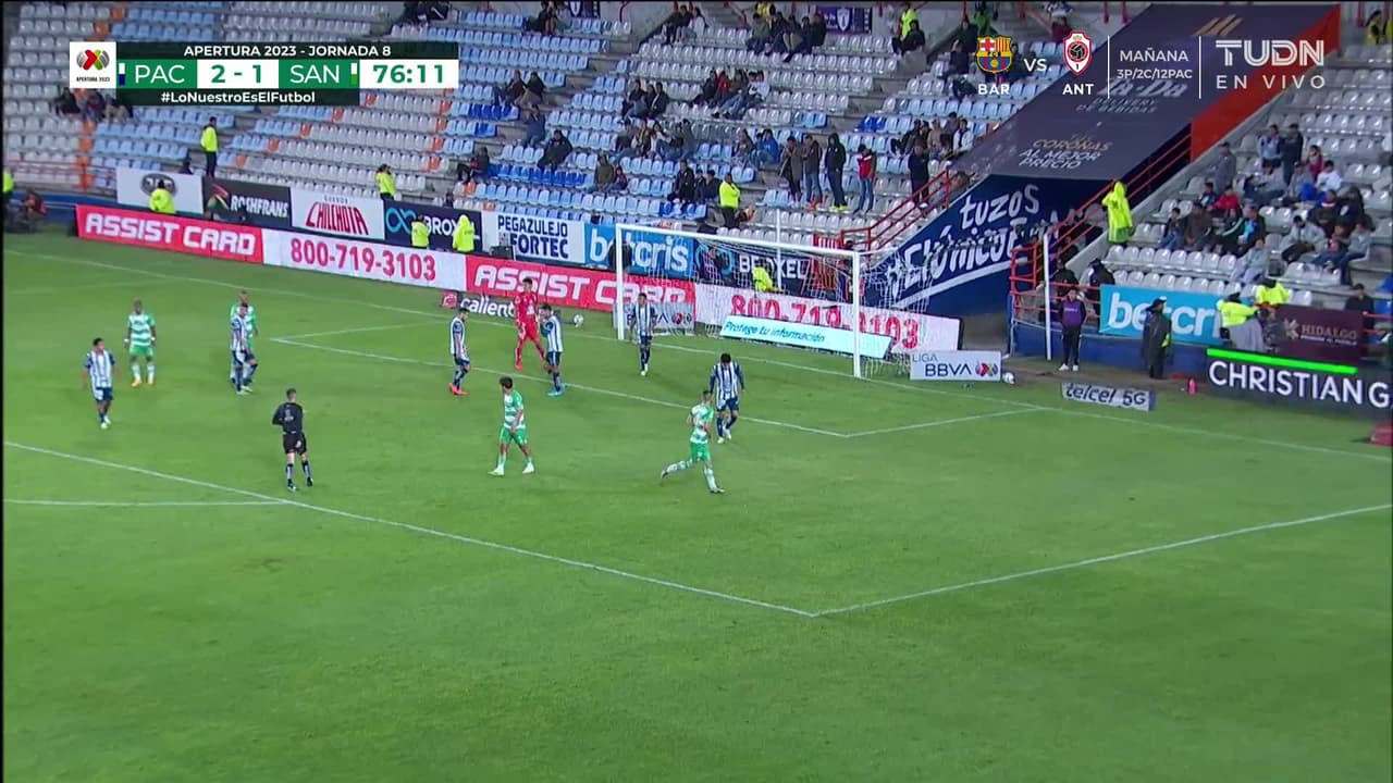 ¡GOL!  anota para Santos Laguna. Javier Correa