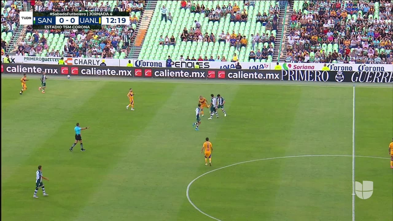 ¡TIRO ATAJADO! disparo por Fernando Gorriarán.