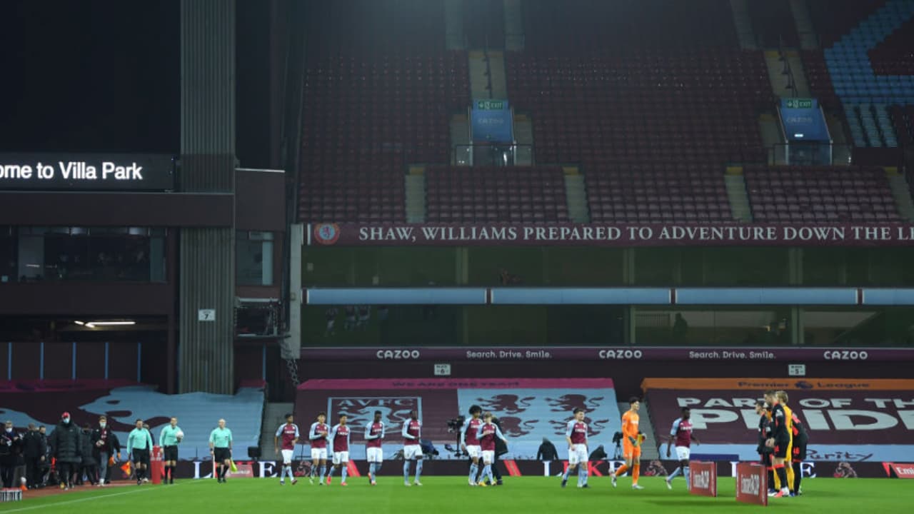 Posponen el Aston Villa-Tottenham por brote de Covid-19