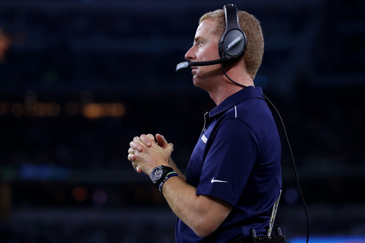 Jason Garrett, coach de Dallas, en la cuerda floja.