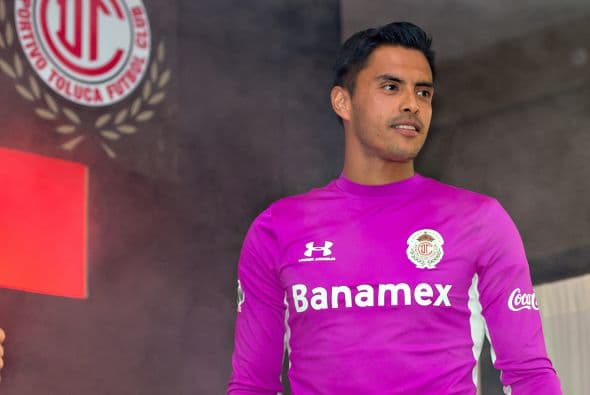 Toluca presentó su nueva línea de uniformes para el Apertura 2014 donde espera ser protagonista y levantar un nuevo título.