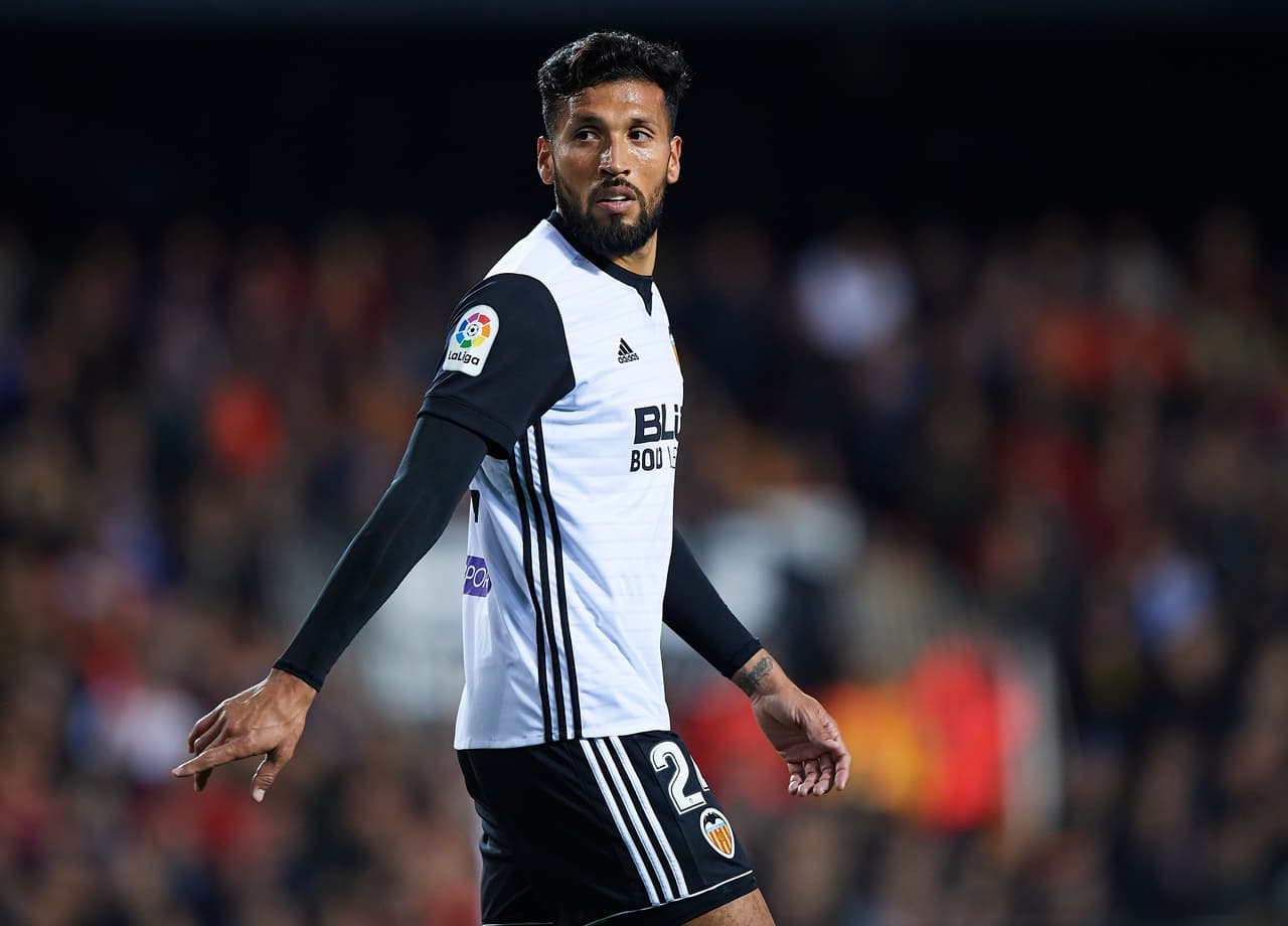 <b>Defensor central: </b>Ezequiel Garay (Argentina)