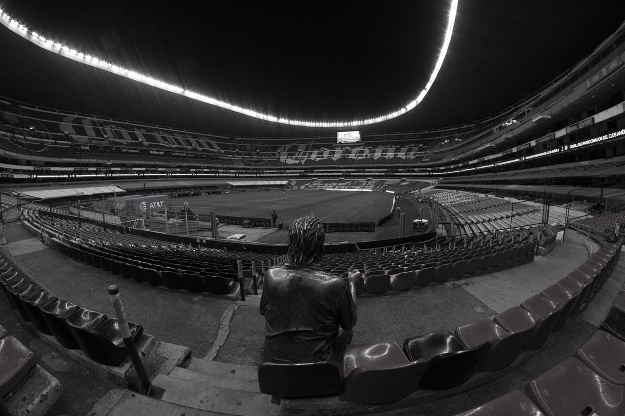 Es triste el desenlace de Ignacio Villanueva, quien perdió el beneficio de la platea “Después me fui a estudiar a Estados Unidos por 5 años y, aal regresar, me comuniqué con la gente del Estadio Azteca para darle continuidad a esto y ya había cambiado todo el sistema operativo. Me dijeron que no podían darme boletos para ningún evento", reveló.