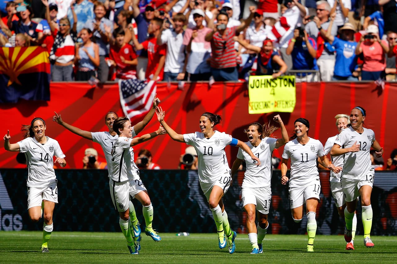 Y tan solo dos minutos después Tobin Heath marcó el 5-2 y sentenció el partido y la selección femenil de Estados Unidos consiguió su tercera Copa del Mundo.