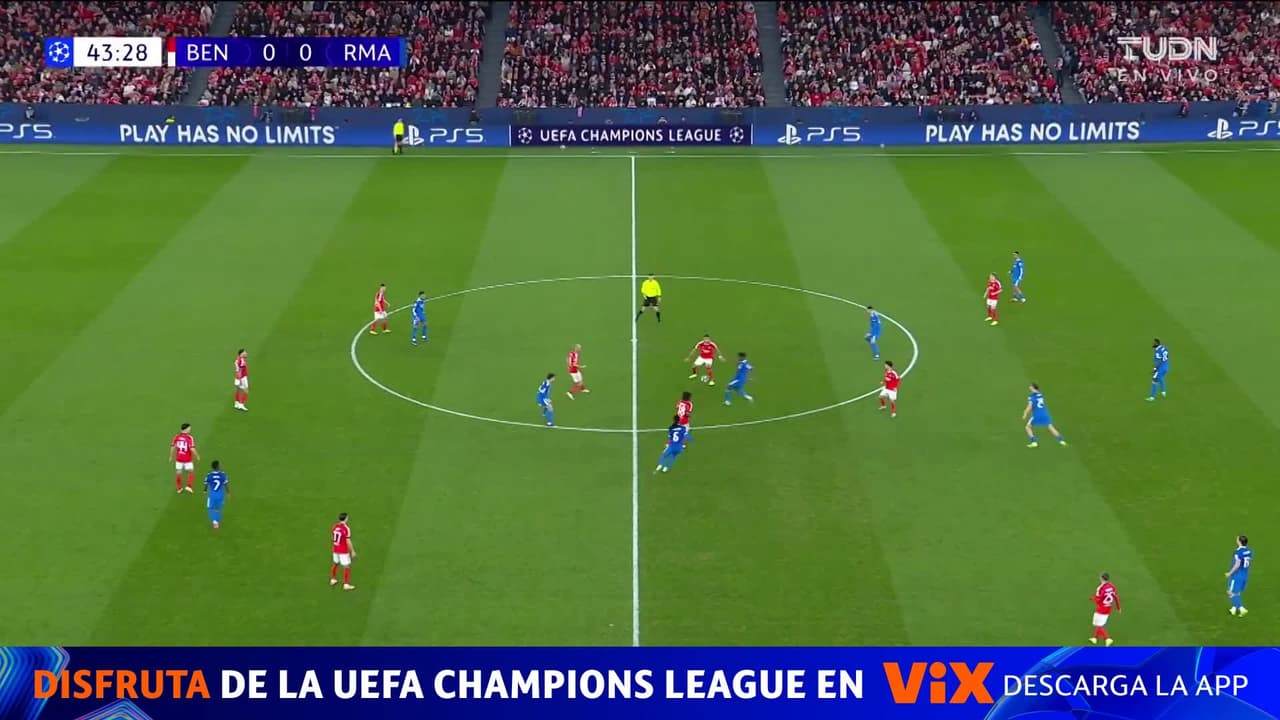 ¡Atajada enferma de Trubin! El portero ucraniano está en plan grande