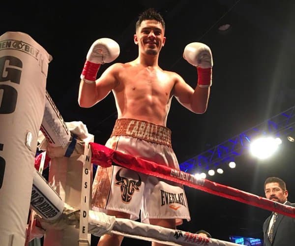 Randy Caballero y Frankie Gómez regresaron con sendas victorias