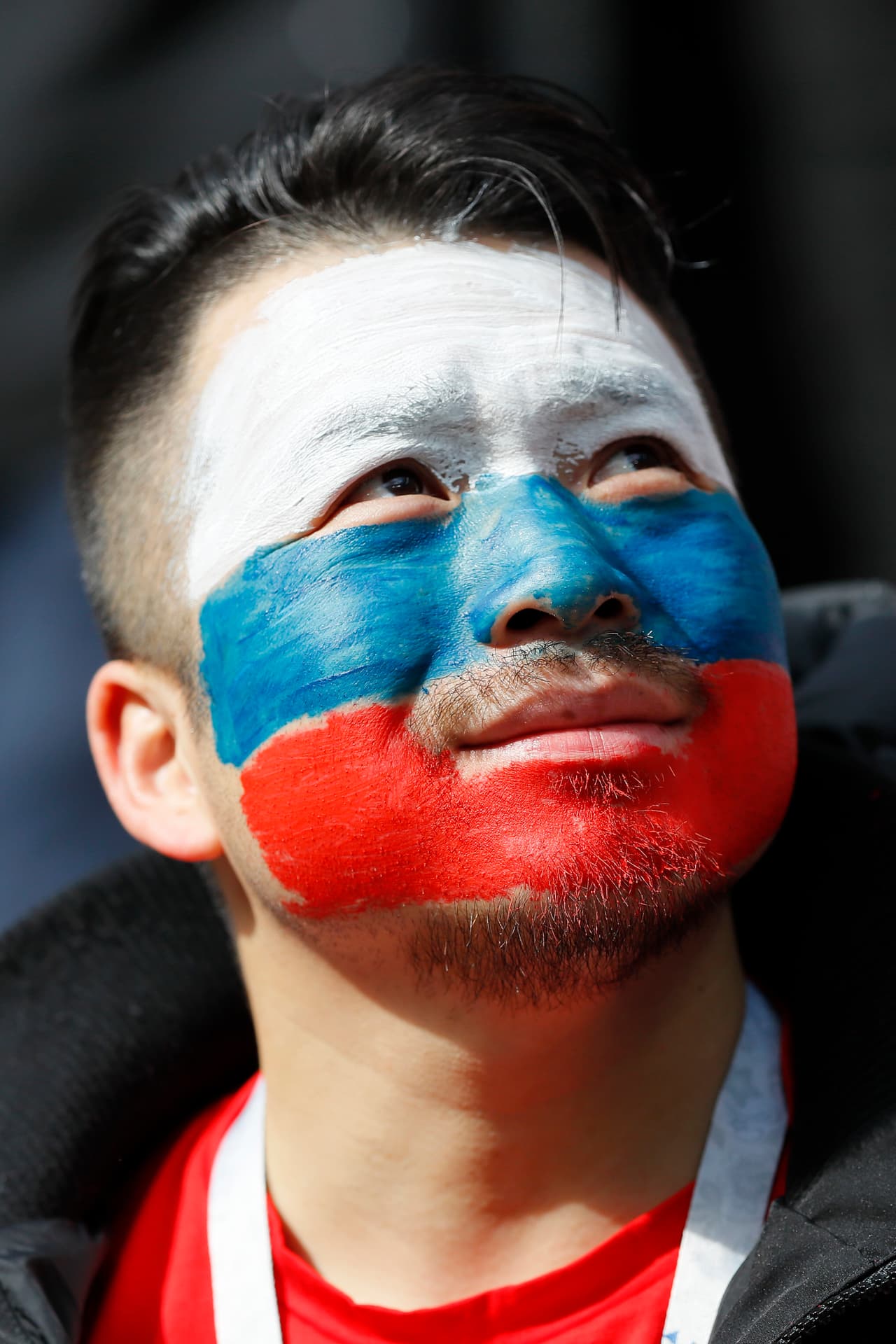 Fanáticos de Rusia y de Arabia Saudí, junto a uno que otro invitado, hicieron parte de la fiesta previa al partido inicial del Mundial en la jornada inaugural. Hasta extranjeros se vistieron de rusos.