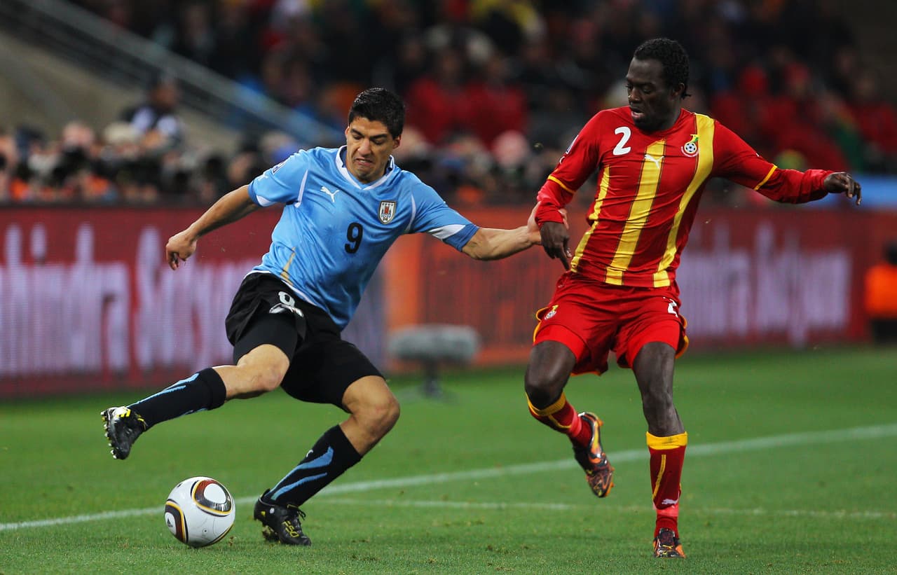 Luego de eliminar en la fase de grupos a Francia (subcampeón en 2006) y Sudáfrica (anfitrión), Uruguay superó los octavos de final contra Corea del Sur y enfrentó en cuartos a Ghana.