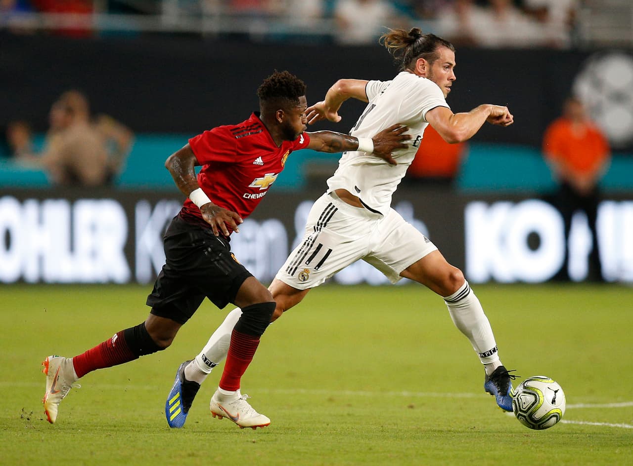 El galés Gareth Bale luce como el nuevo líder en el ataque del equipo blanco y así lo asumió en este partido.