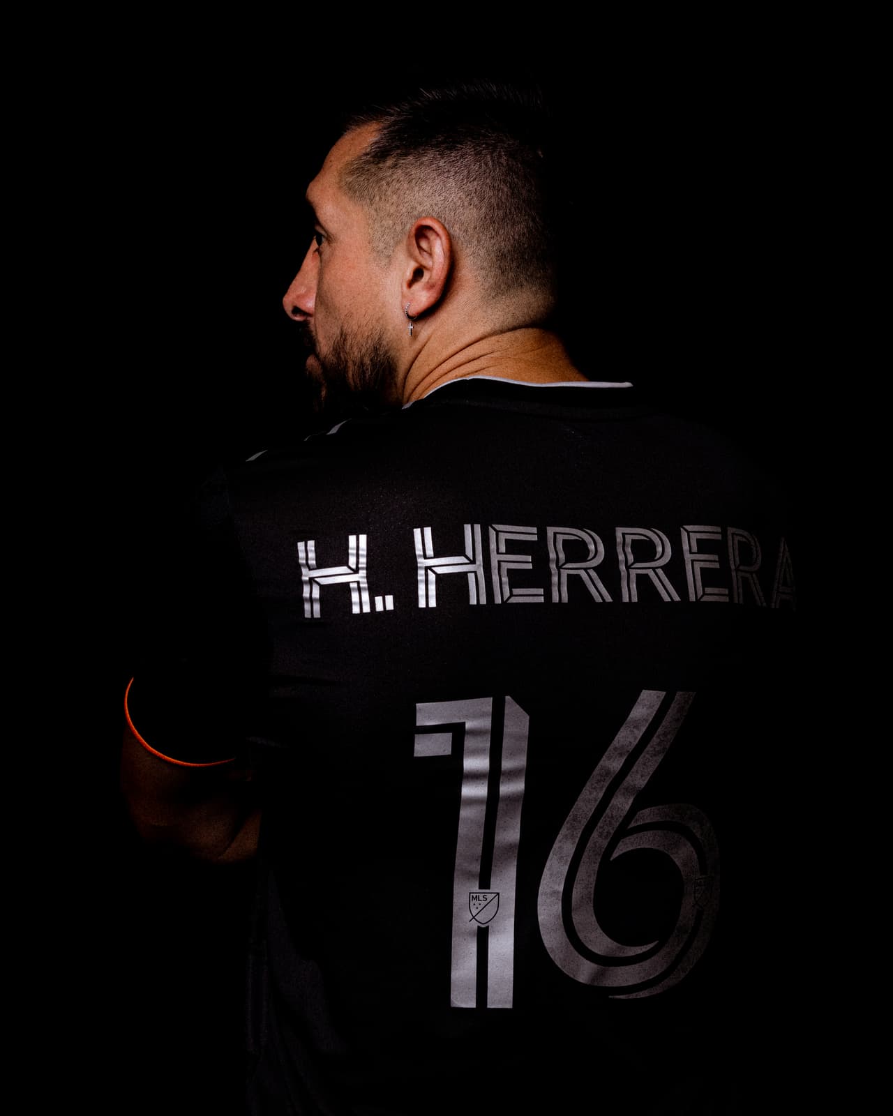Héctor Herrera será elegible para debutar con el Dynamo el sábado 9 de julio, cuando Houston sea local en el PNC Stadium en el 'Derby Texano' ante FC Dallas.
<br>