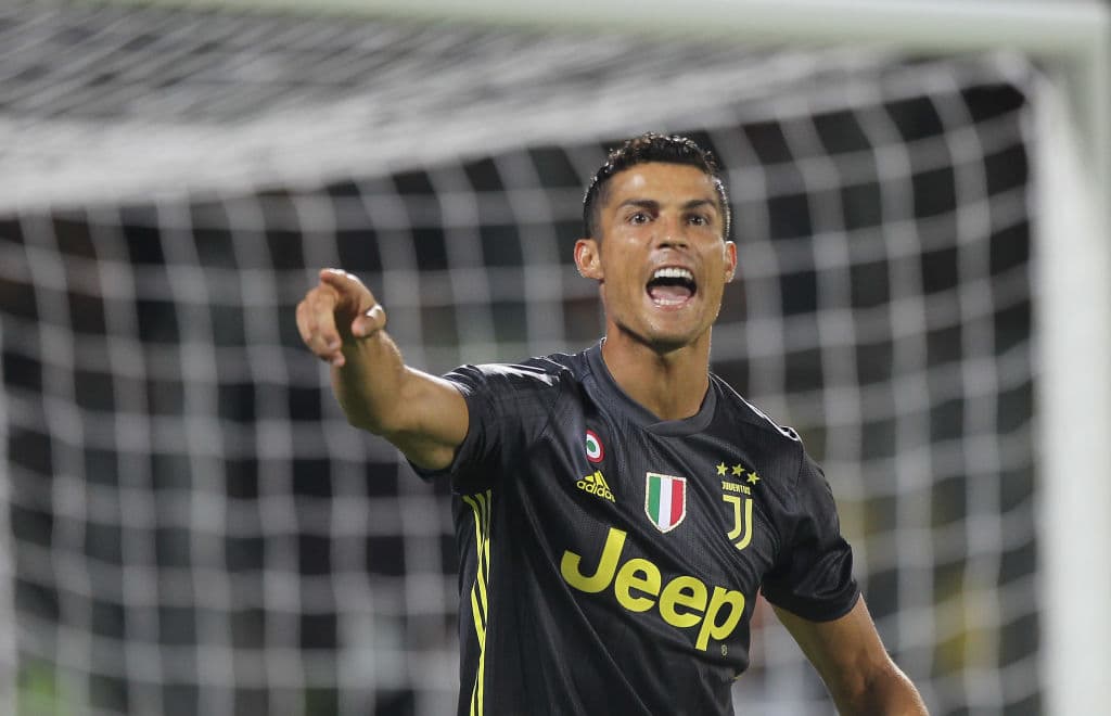 Aunque no asistirá a la ceremonia de premios de la FIFA, The Best, Cristiano Ronaldo sigue demostrando su calidad en las canchas italianas.