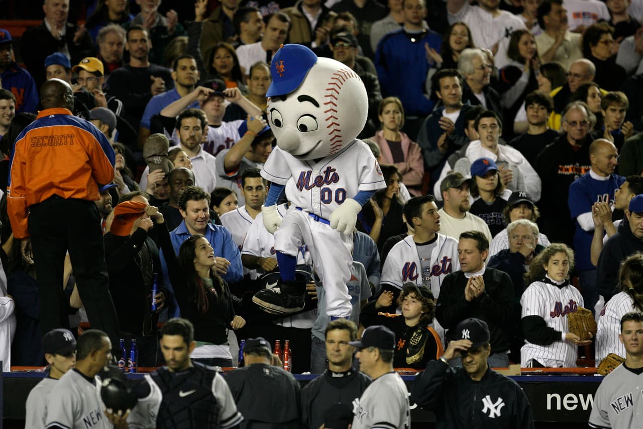 La MLB permitirá el regreso de las mascotas a los estadios