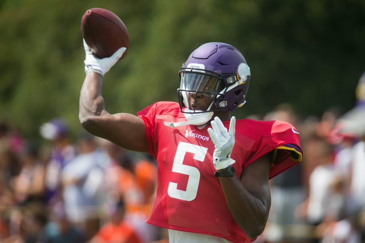 Teddy Bridgewater se perderá toda el 2016 por luxación de rodilla y rotura de ligamentos