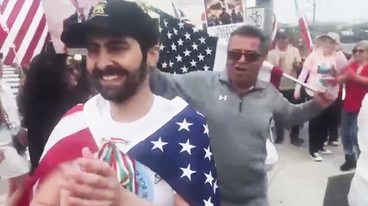 “Es un sentimiento de júbilo”: Las reacciones y el impacto del ataque de EEUU a Irán