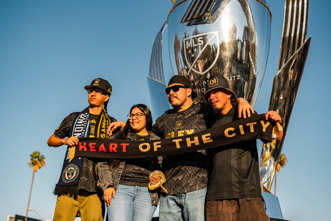 Familias enteras se unieron al momento.