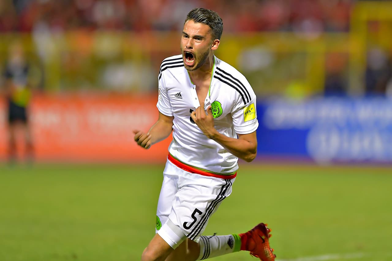 Diego Reyes puso al frente al Tri