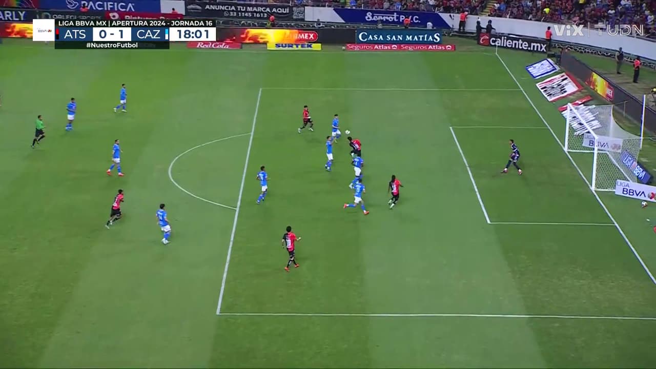¡Gol del Atlas! Aguirre de cabeza marca el empate