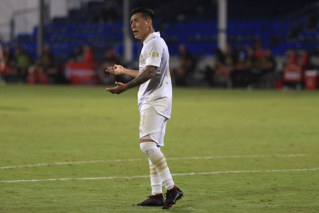 Los últimos minutos del juego Atlanta dominaba; estuvieron muy cerca de marcar el tanto que igualara el marcador; Jensen salvó a los neoyorquinos.