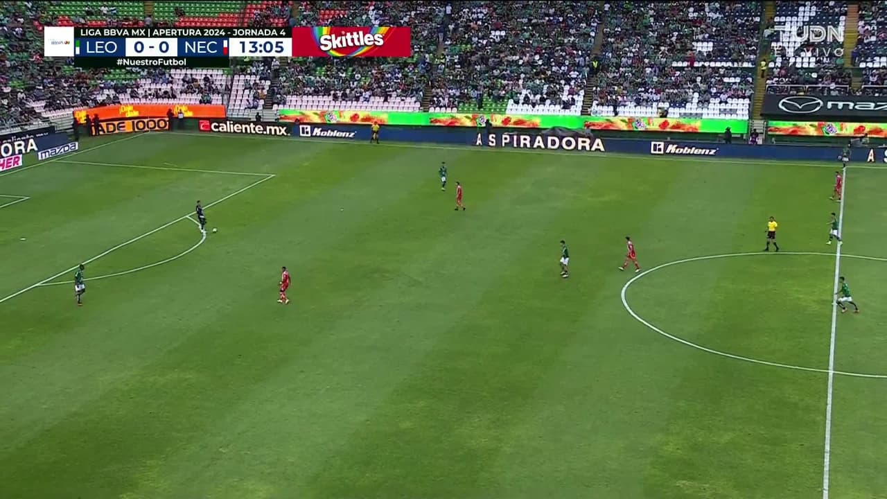 ¡TIRO ATAJADO! disparo por Adonis Frías.