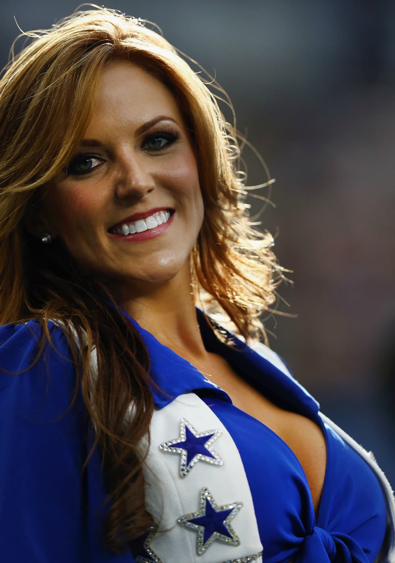 Porristas rubias, trigueñas, morenas, pelirojas, todas ellas nos dejaron con la boca abierta en la Semana 17 NFL.