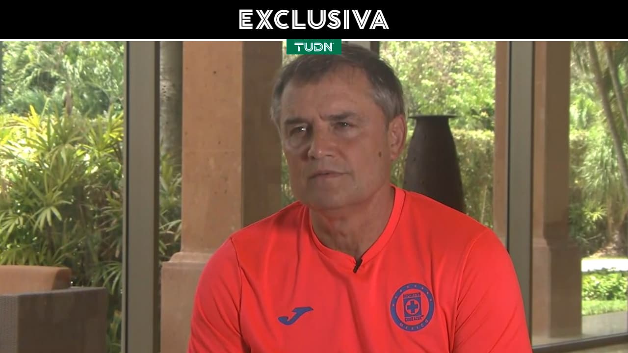 ¿Corona o Jurado? Diego Aguirre revela el tema de la portería