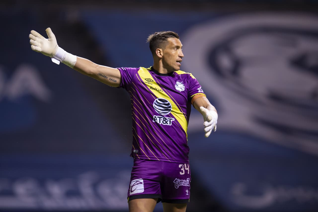 Puebla se despide de Nicolás Vikonis, que va a Mazatlán FC