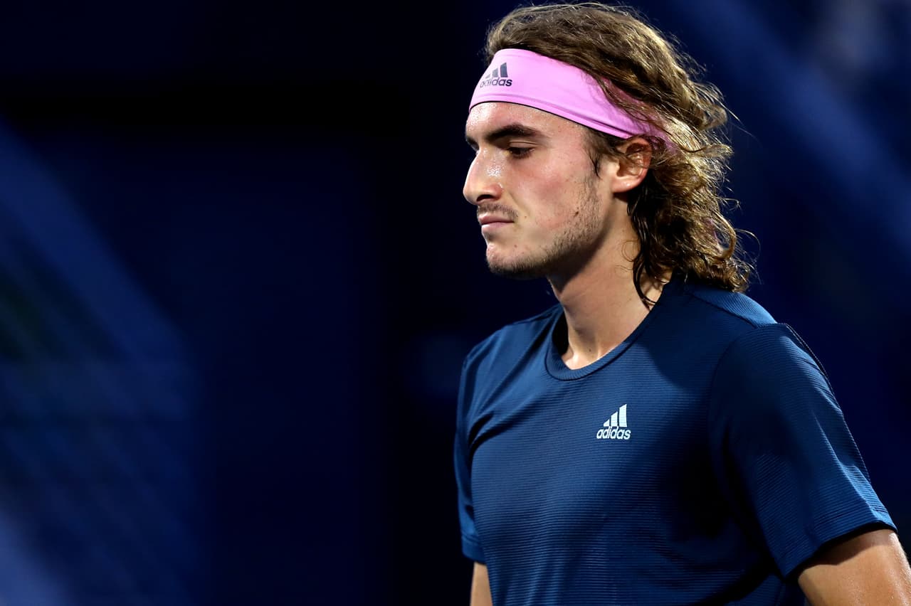 El francés Gael Monfils, que venció 6-1, 7-6 (3), 6-2 al lituano Ricardas Berankis, y buscará detener en la Semifinal del ATP 500 de Dubai al griego de 20 años Stefanos Tsitsipas, que se impuso 6-7 (4), 7-6 (1), 6-1 al polaco Hubert Hurkacz para clasificar a su tercera semifinal en 2019.