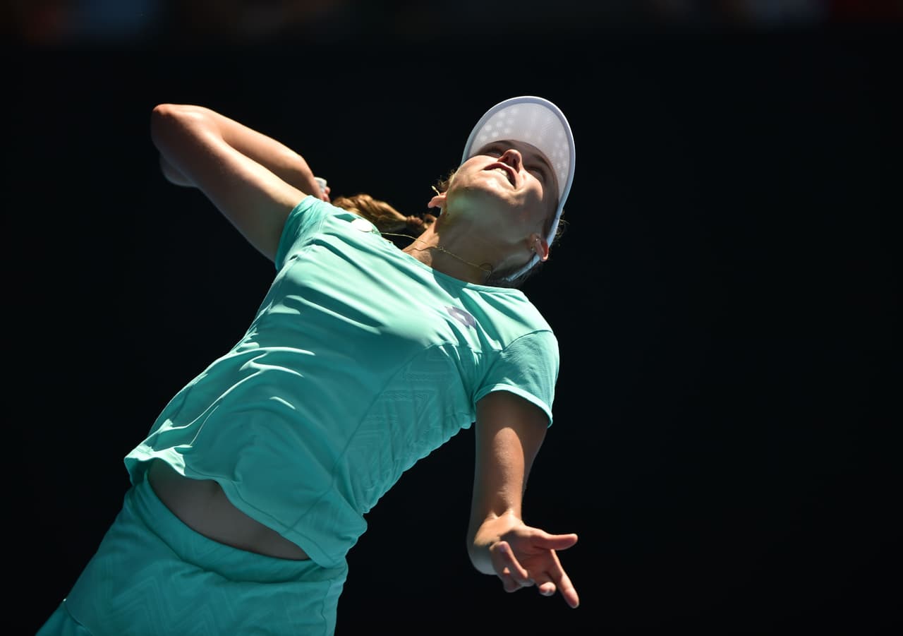 La belga sacó lo mejor de su repertorio para demostrar las cualidades que la pusieron de semifinalista, con lo que casi empataba el partido.