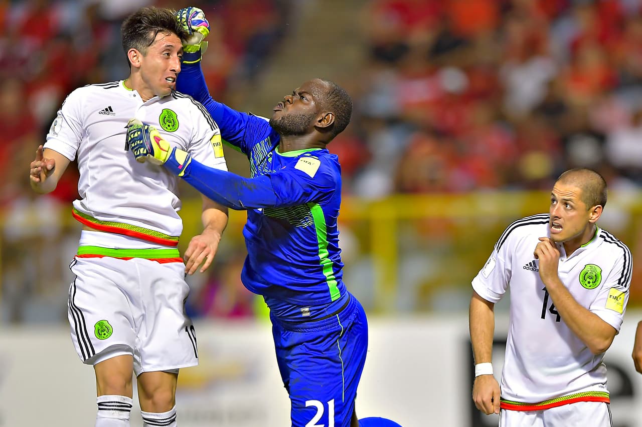 Héctor Herrera fue de los más solidos de México. Impactó un disparo en el poste y generó jugadas de peligro. Calificación: 8.5