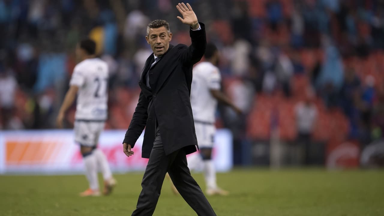 Caixinha agradece a Corona el empate