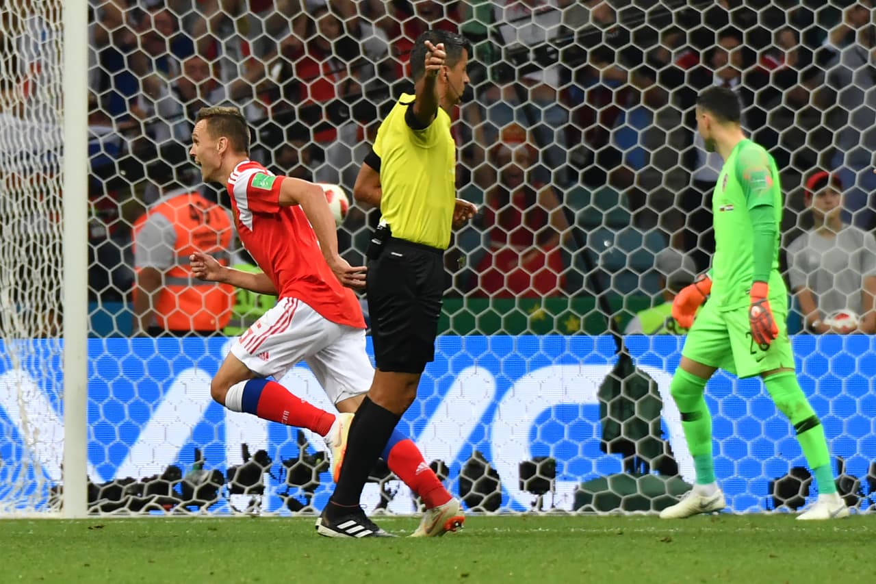 154.- Denis Cheryshev (Rusia) al minuto 31. Rusia 1-0 Croacia. Cuartos de final.