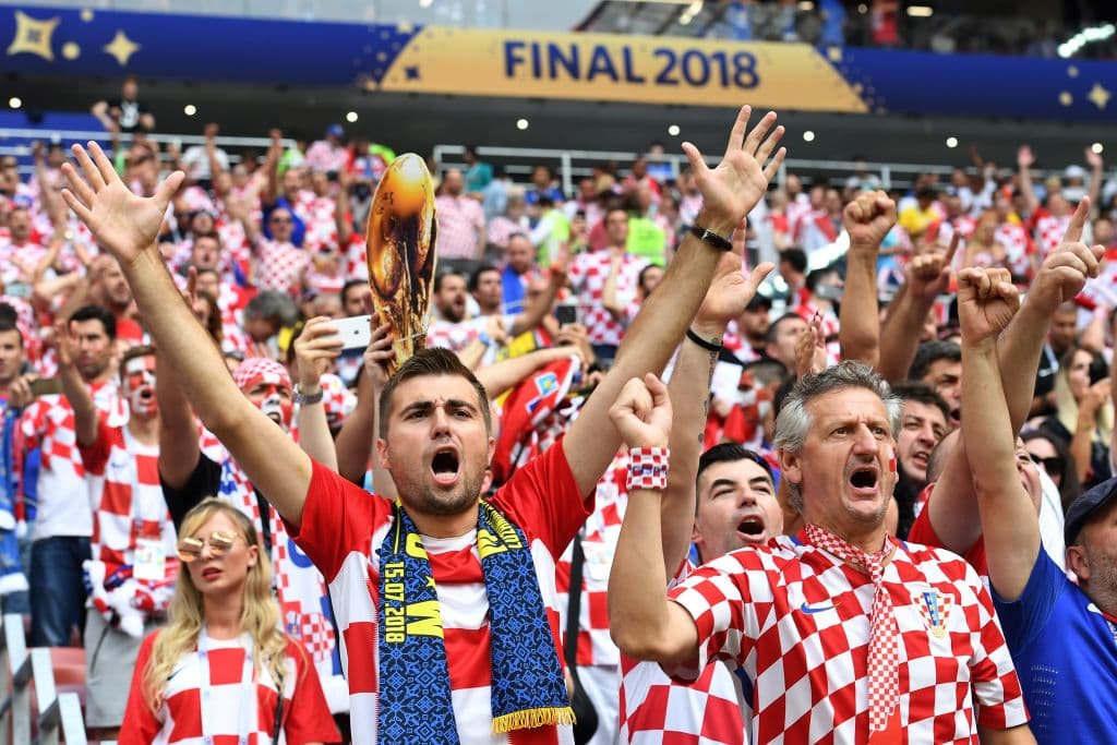 Los fanáticos del mundo vibran con la fiesta de la final entre Francia y Croacia, donde la alegría y el colorido se tomaron el estadio de Luzhniki para conocer el campeón de Rusia 2018.