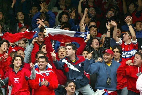 Pasaría más de una década para el siguiente duelo entre estos equipos, en 1984 Chile recibía a México en su tierra, los rojos aprovecharían su condición de local para vencer 1-0 a los mexicanos.